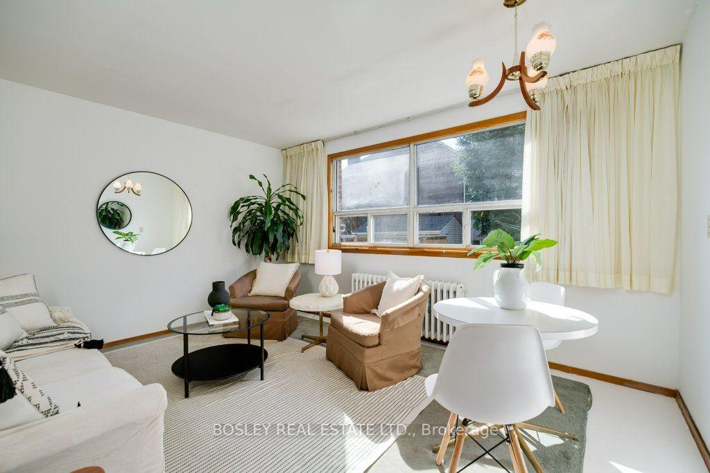 Photo 16 of 247 Melrose Avenue, Toronto, Bedford Park-Nortown — HOMEH