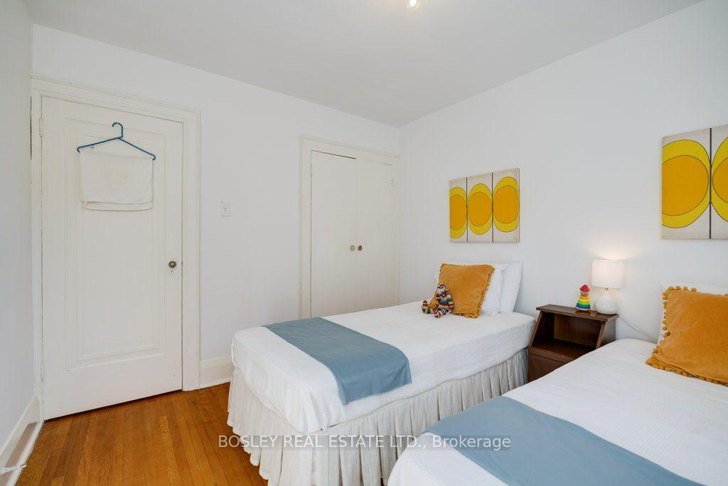 Photo 23 of 247 Melrose Avenue, Toronto, Bedford Park-Nortown — HOMEH