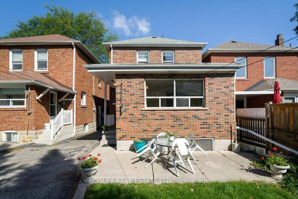 Photo 35 of 247 Melrose Avenue, Toronto, Bedford Park-Nortown — HOMEH