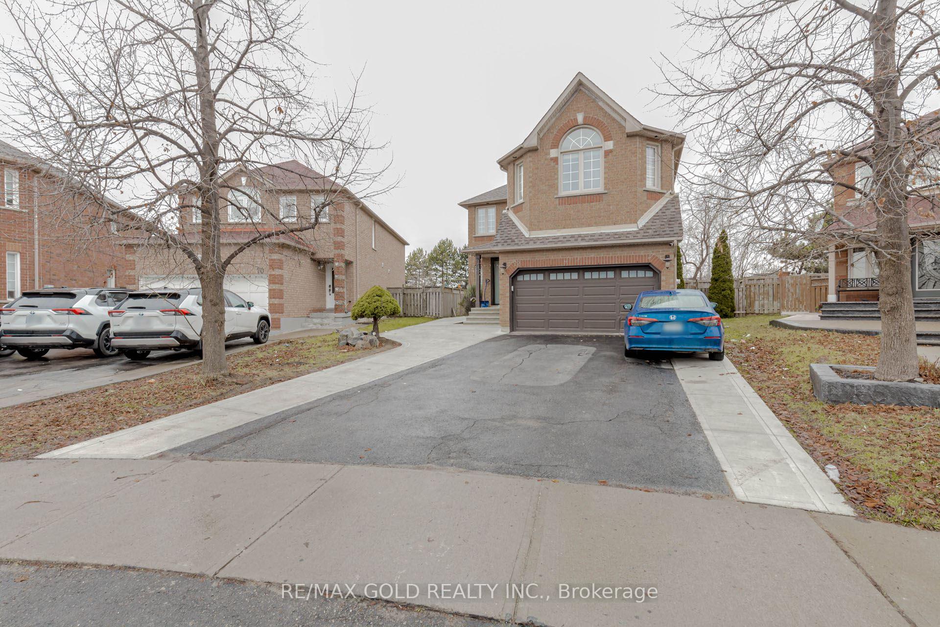 Photo 3 of 72 Chadwick Street, Brampton, Fletcher's West — HOMEH