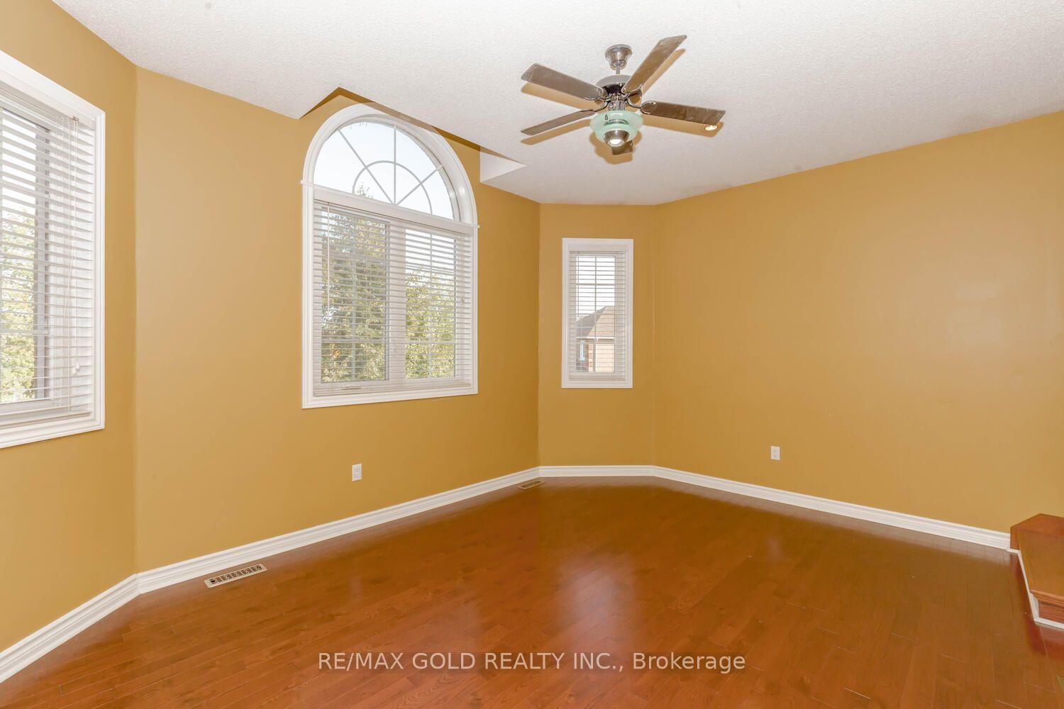 Photo 37 of 72 Chadwick Street, Brampton, Fletcher's West — HOMEH