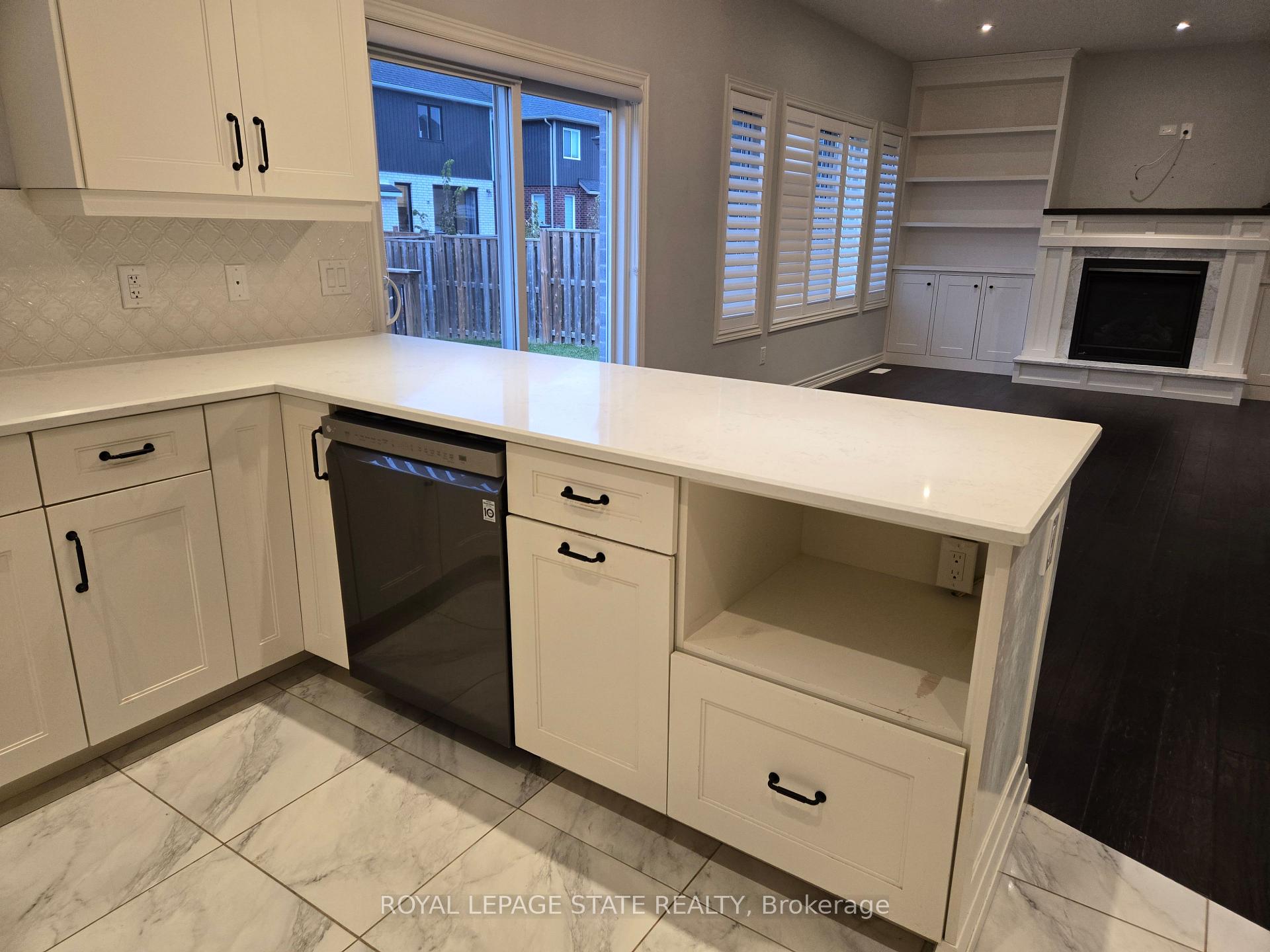 Photo 6 of 132 Lametti Drive, Pelham, Fonthill — HOMEH