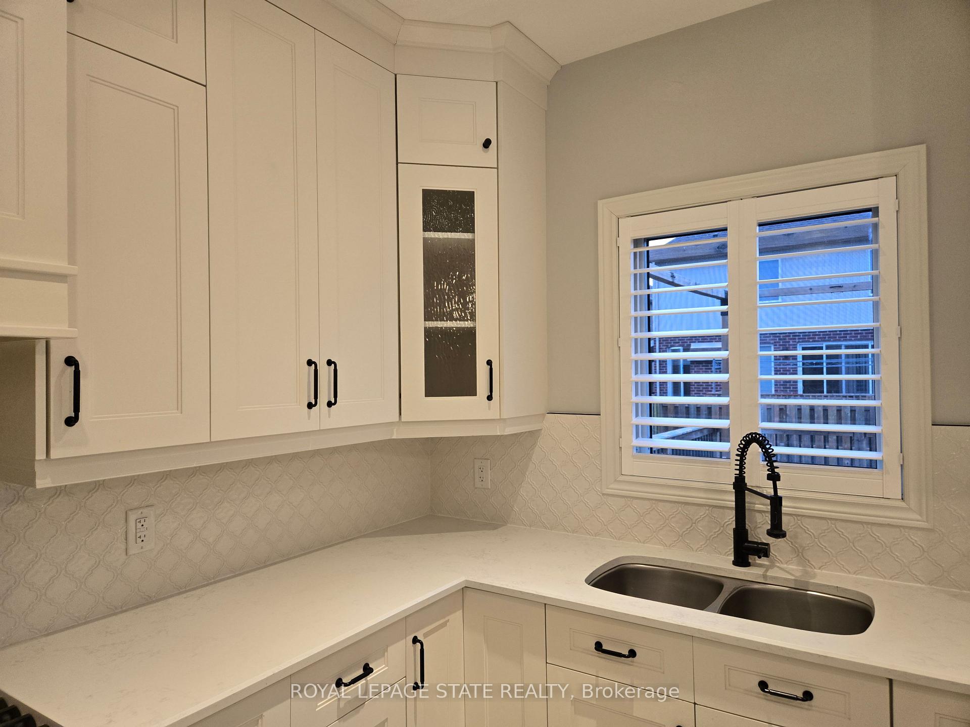 Photo 10 of 132 Lametti Drive, Pelham, Fonthill — HOMEH