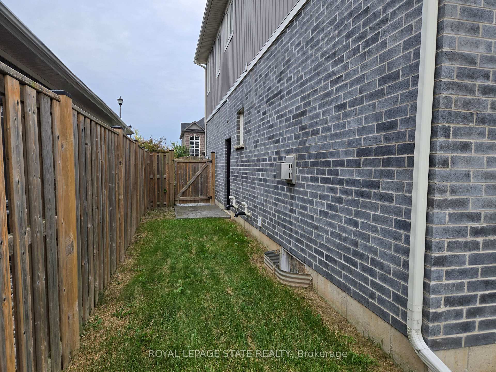 Photo 16 of 132 Lametti Drive, Pelham, Fonthill — HOMEH
