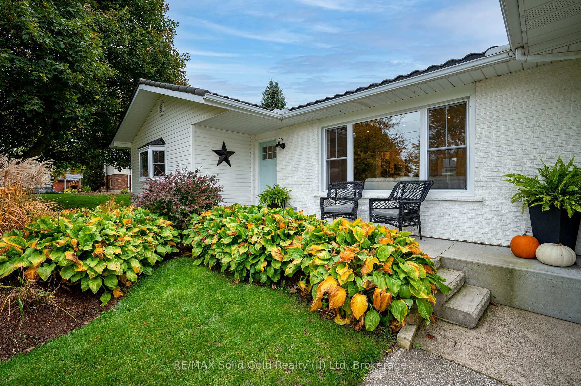 Photo 3 of 91 Mill Street E, Perth East, Milverton — HOMEH