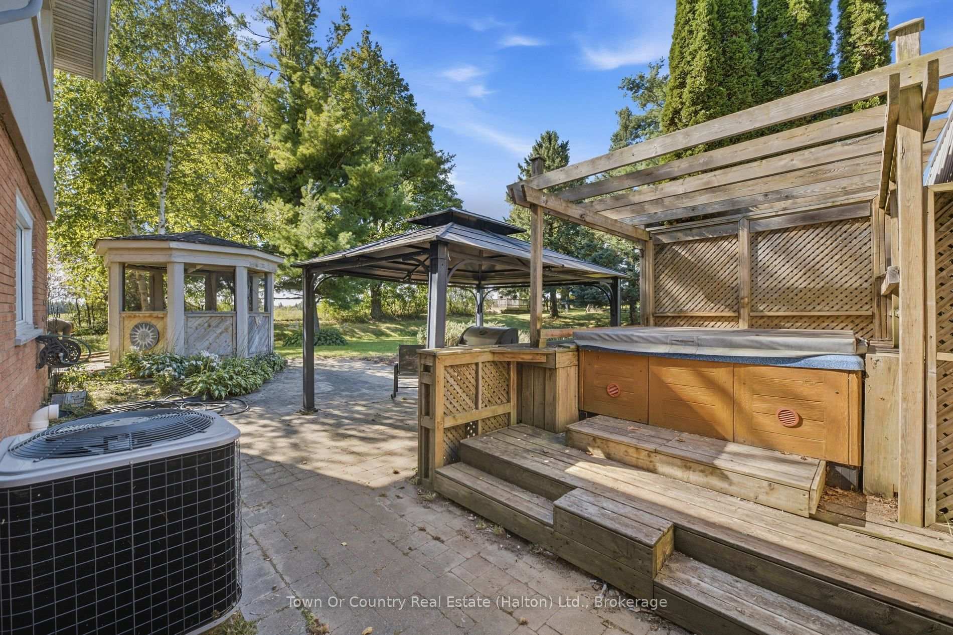 Photo 9 of 634424 Hurontario Street, Mono, Rural Mono — HOMEH
