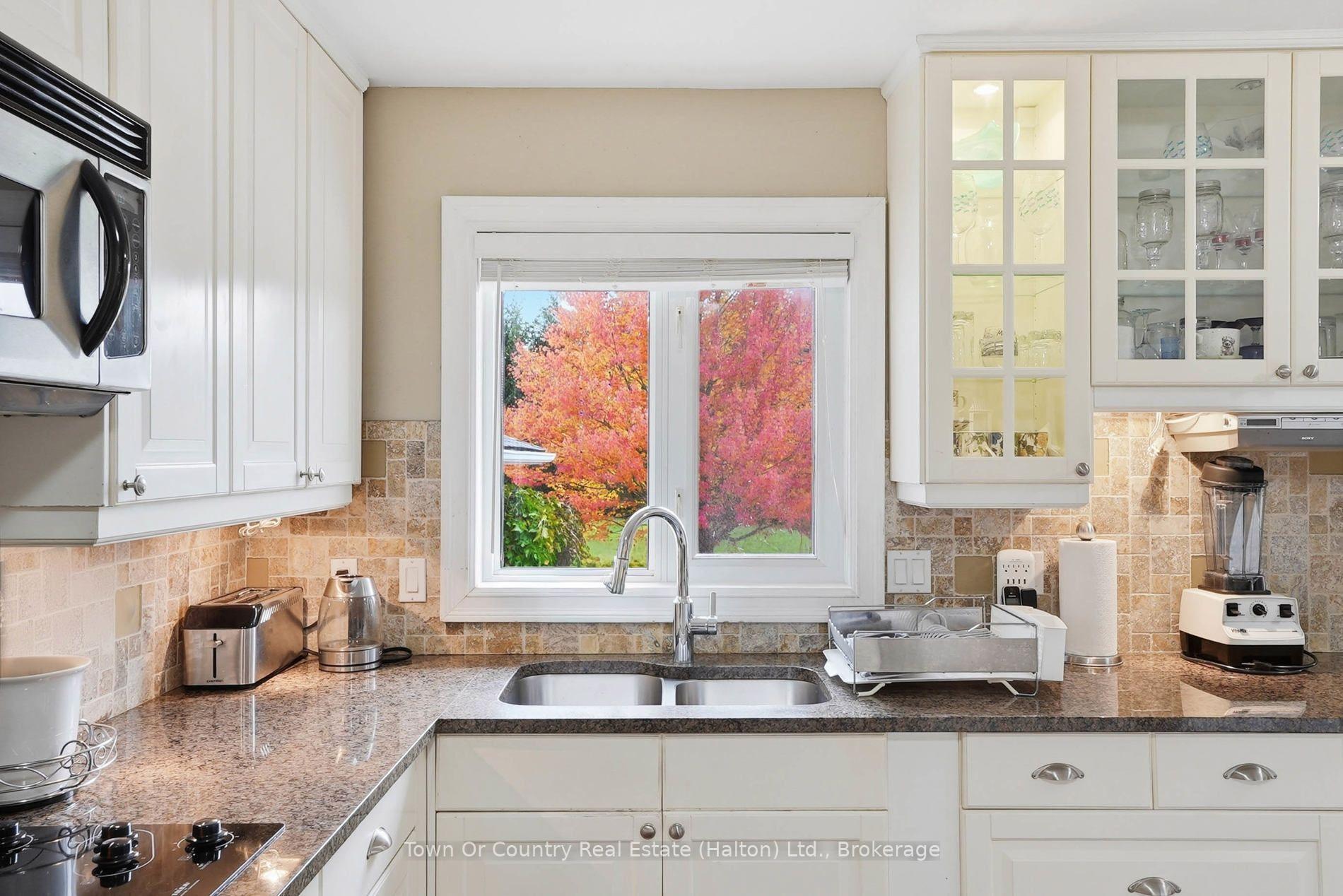 Photo 23 of 634424 Hurontario Street, Mono, Rural Mono — HOMEH