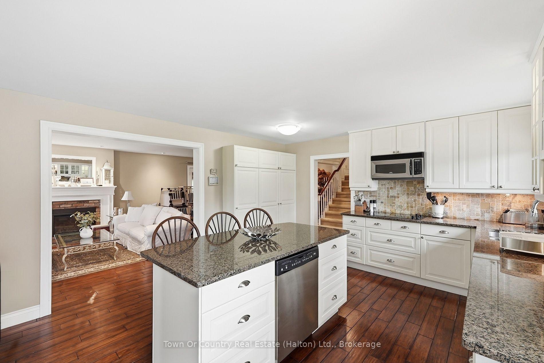 Photo 24 of 634424 Hurontario Street, Mono, Rural Mono — HOMEH