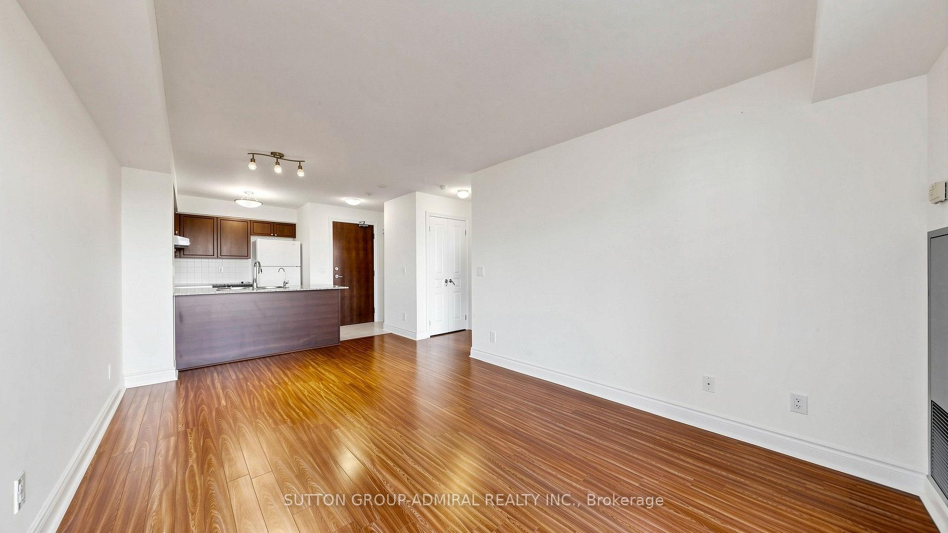 Photo 8 of Unit 806, 7 North Park Road, Vaughan, Beverley Glen — HOMEH