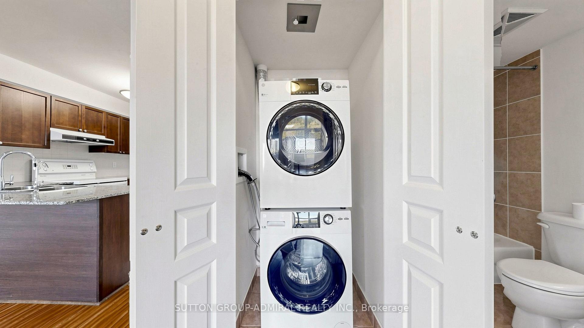 Photo 14 of Unit 806, 7 North Park Road, Vaughan, Beverley Glen — HOMEH