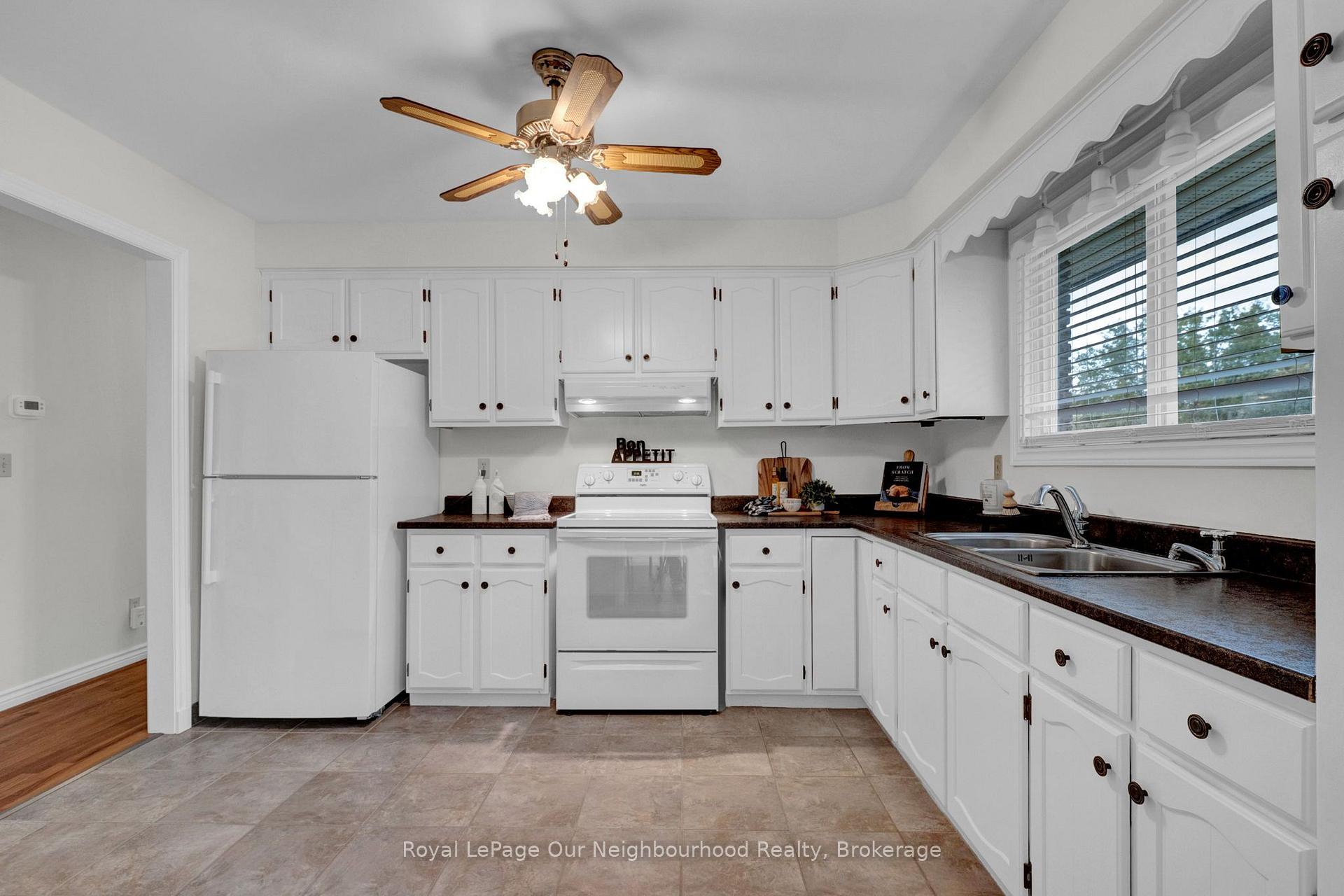 Photo 13 of 32 Alnet Drive, Belleville, Belleville Ward — HOMEH