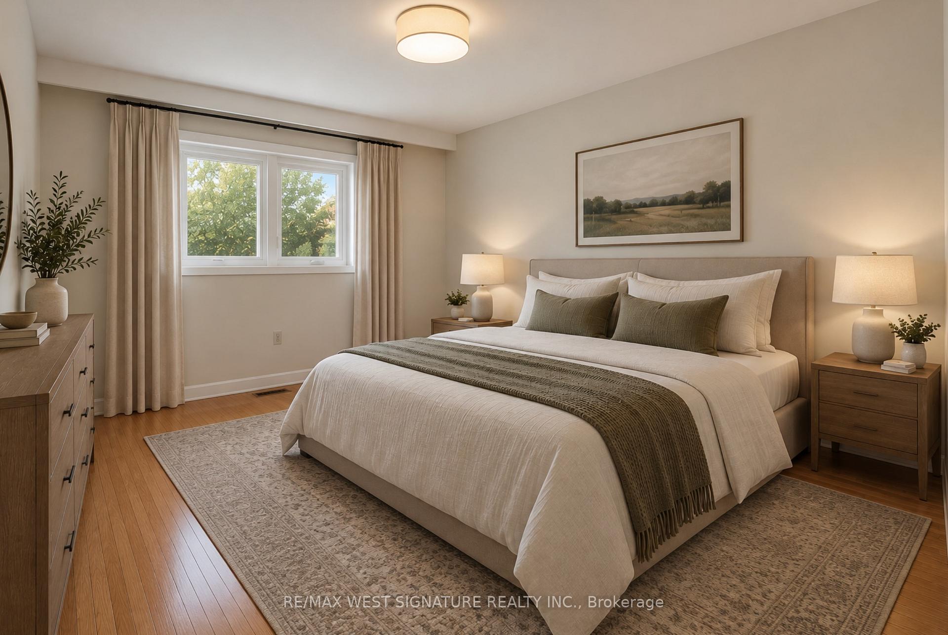 Photo 9 of 28 Bluehaven Crescent, North York, Humbermede — HOMEH
