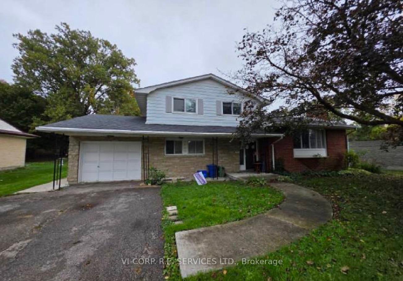 Photo of 525 Middlewoods Drive