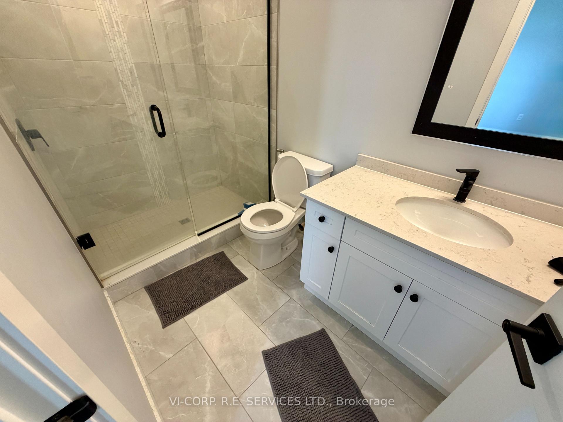 Photo 5 of 1936 Evans Boulevard, London, South U — HOMEH