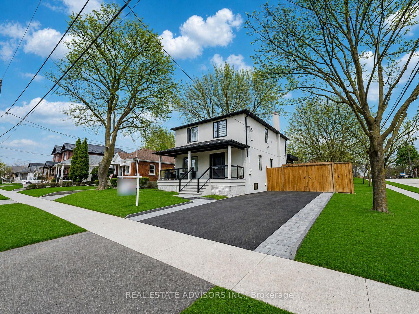 Photo 2 of 29 Ranwood Drive, North York, Humberlea-Pelmo Park — HOMEH