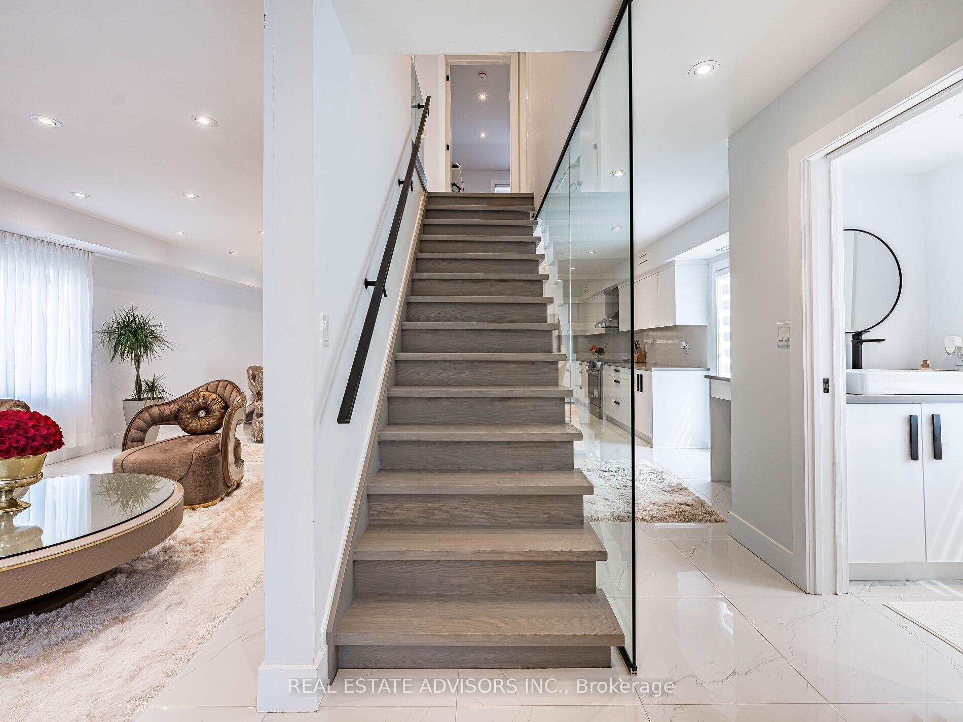 Photo 13 of 29 Ranwood Drive, North York, Humberlea-Pelmo Park — HOMEH