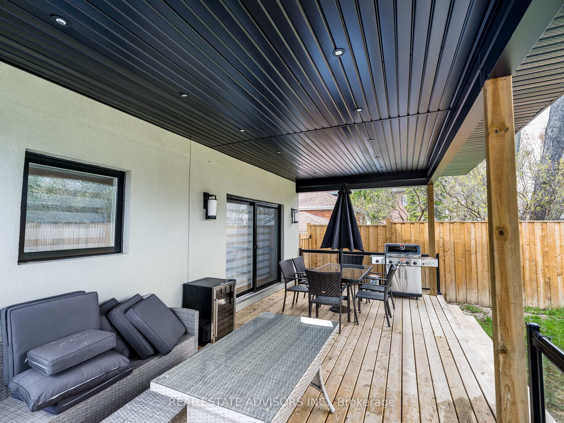 Photo 22 of 29 Ranwood Drive, North York, Humberlea-Pelmo Park — HOMEH