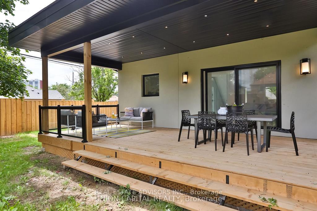Photo 25 of 29 Ranwood Drive, North York, Humberlea-Pelmo Park — HOMEH