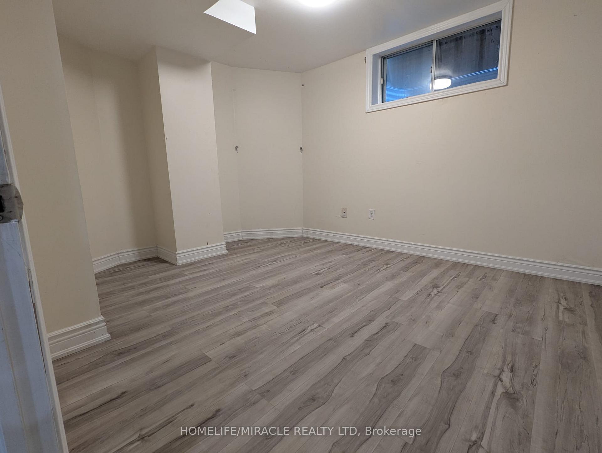 Photo 8 of 5118 Cree Lane, Mississauga, Hurontario — HOMEH