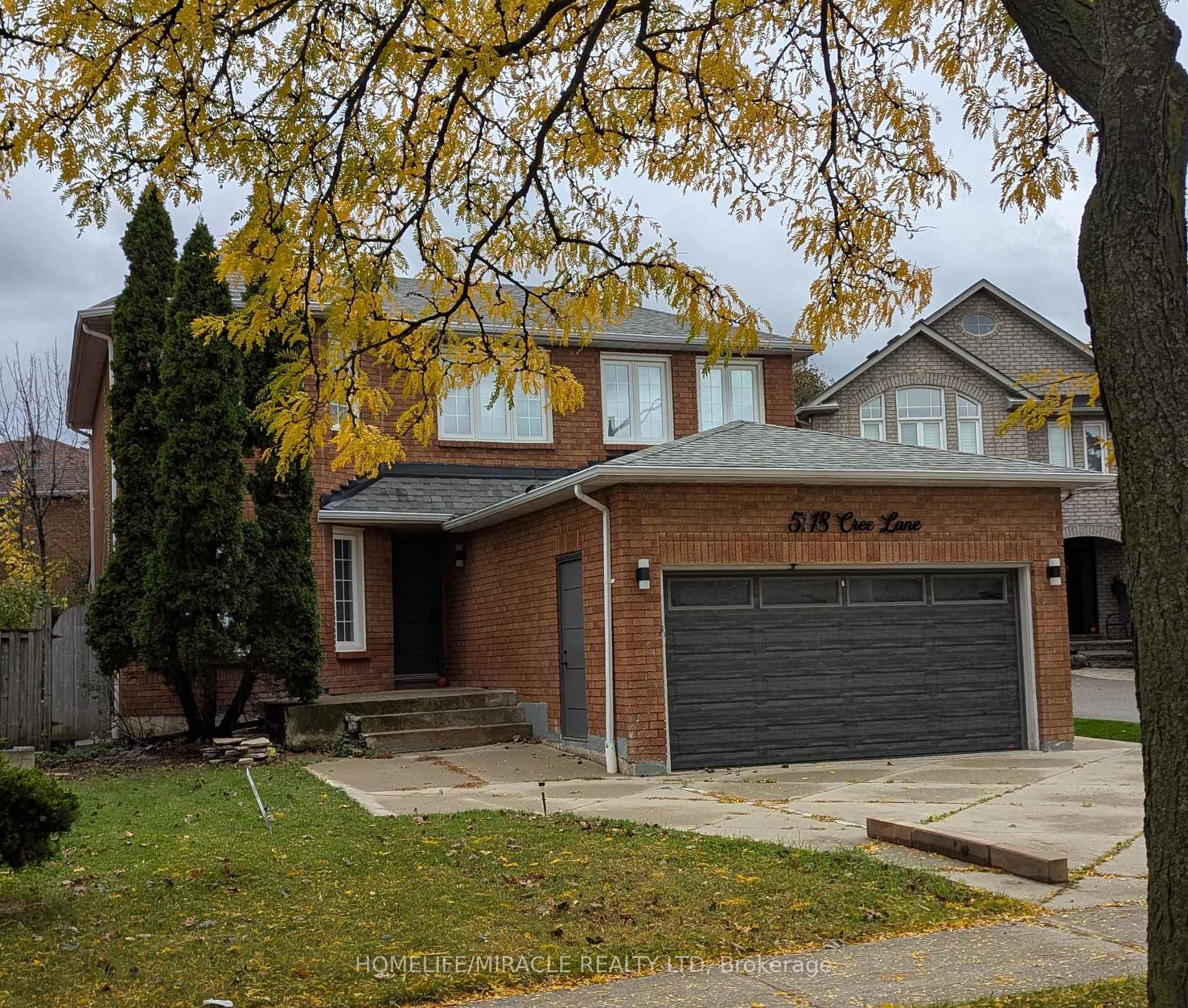 Photo 2 of 5118 Cree Lane, Mississauga, Hurontario — HOMEH