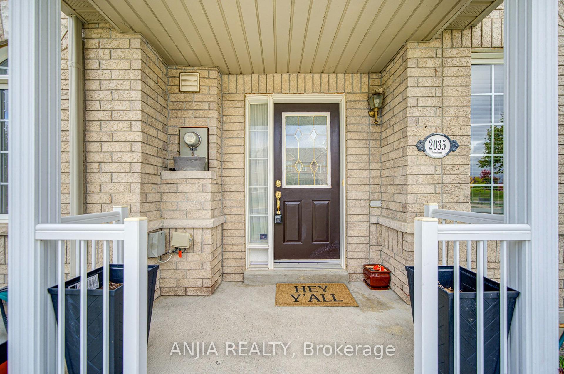 Photo 2 of 2035 Bur Oak Avenue, Markham, Greensborough — HOMEH