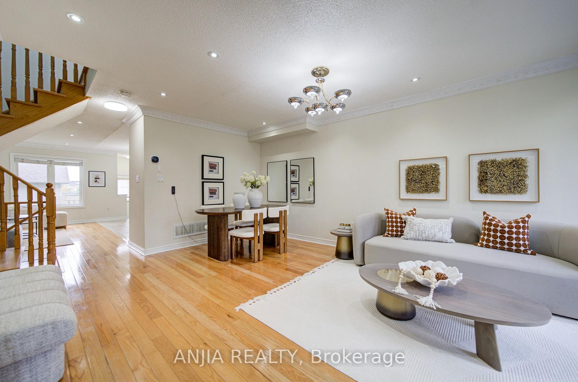 Photo 5 of 2035 Bur Oak Avenue, Markham, Greensborough — HOMEH