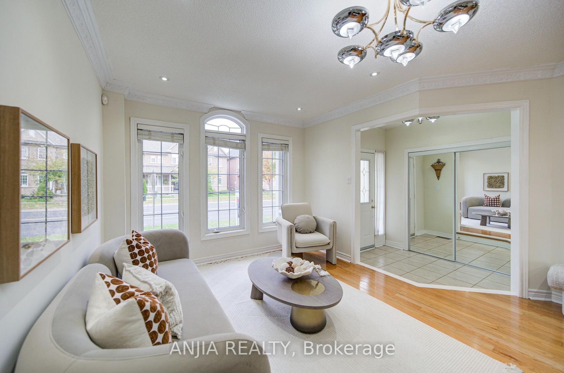 Photo 7 of 2035 Bur Oak Avenue, Markham, Greensborough — HOMEH