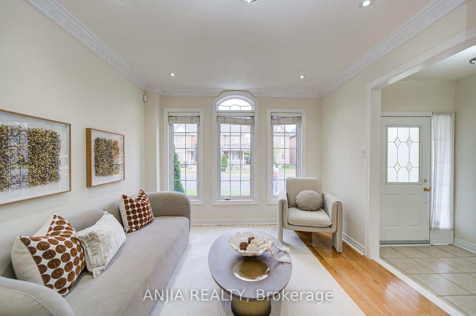 Photo 9 of 2035 Bur Oak Avenue, Markham, Greensborough — HOMEH