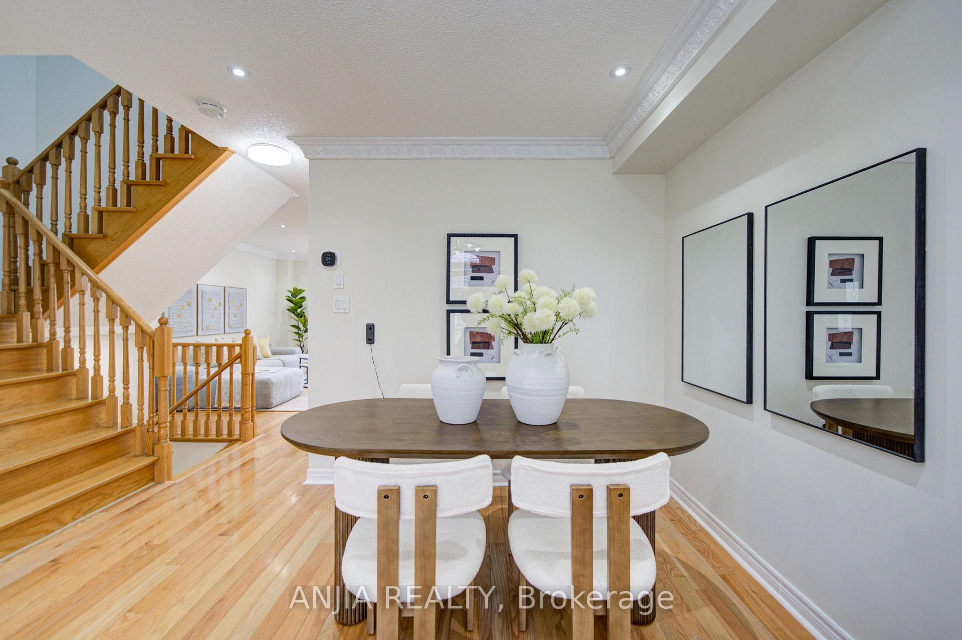 Photo 10 of 2035 Bur Oak Avenue, Markham, Greensborough — HOMEH