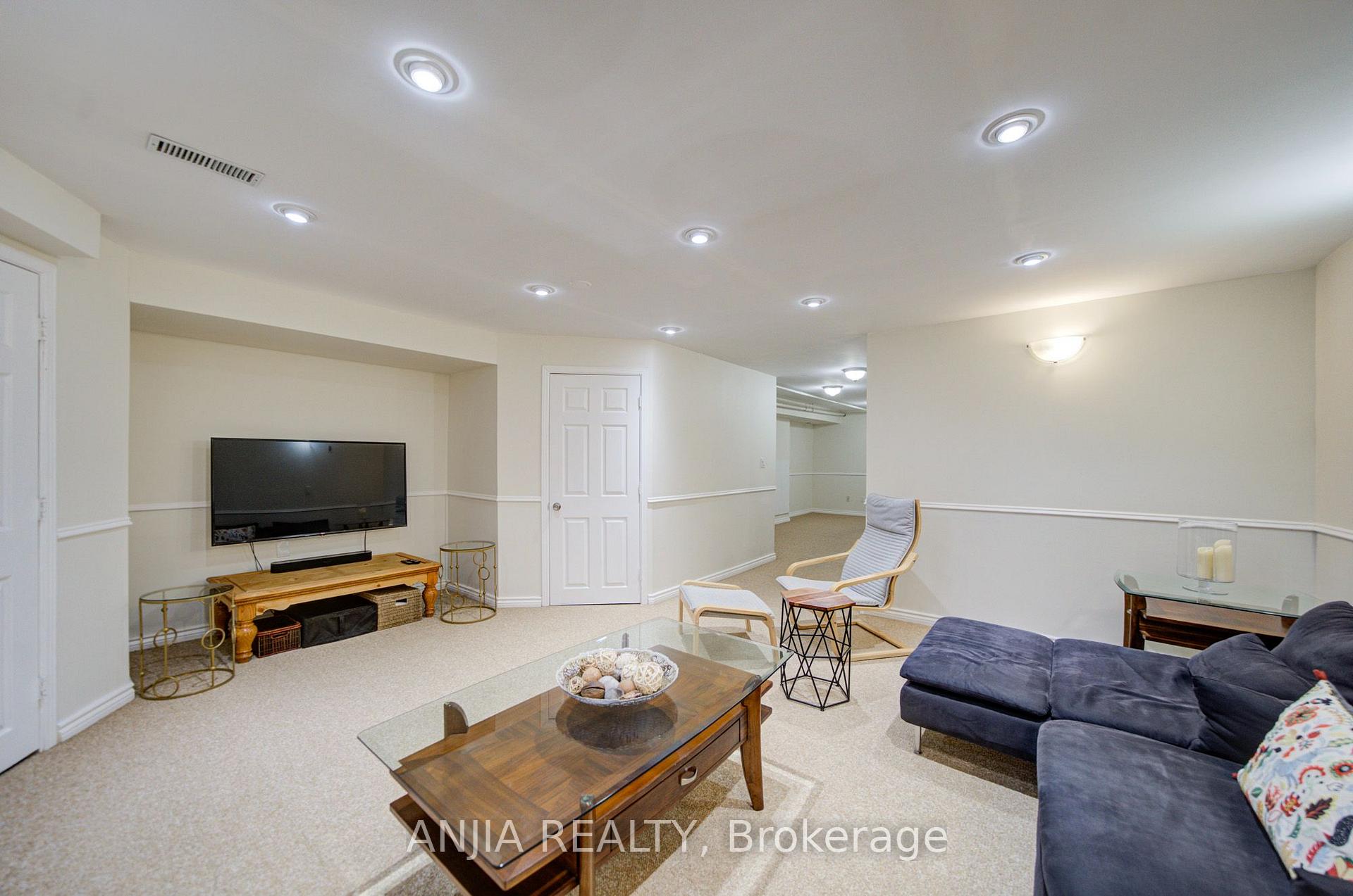 Photo 34 of 2035 Bur Oak Avenue, Markham, Greensborough — HOMEH