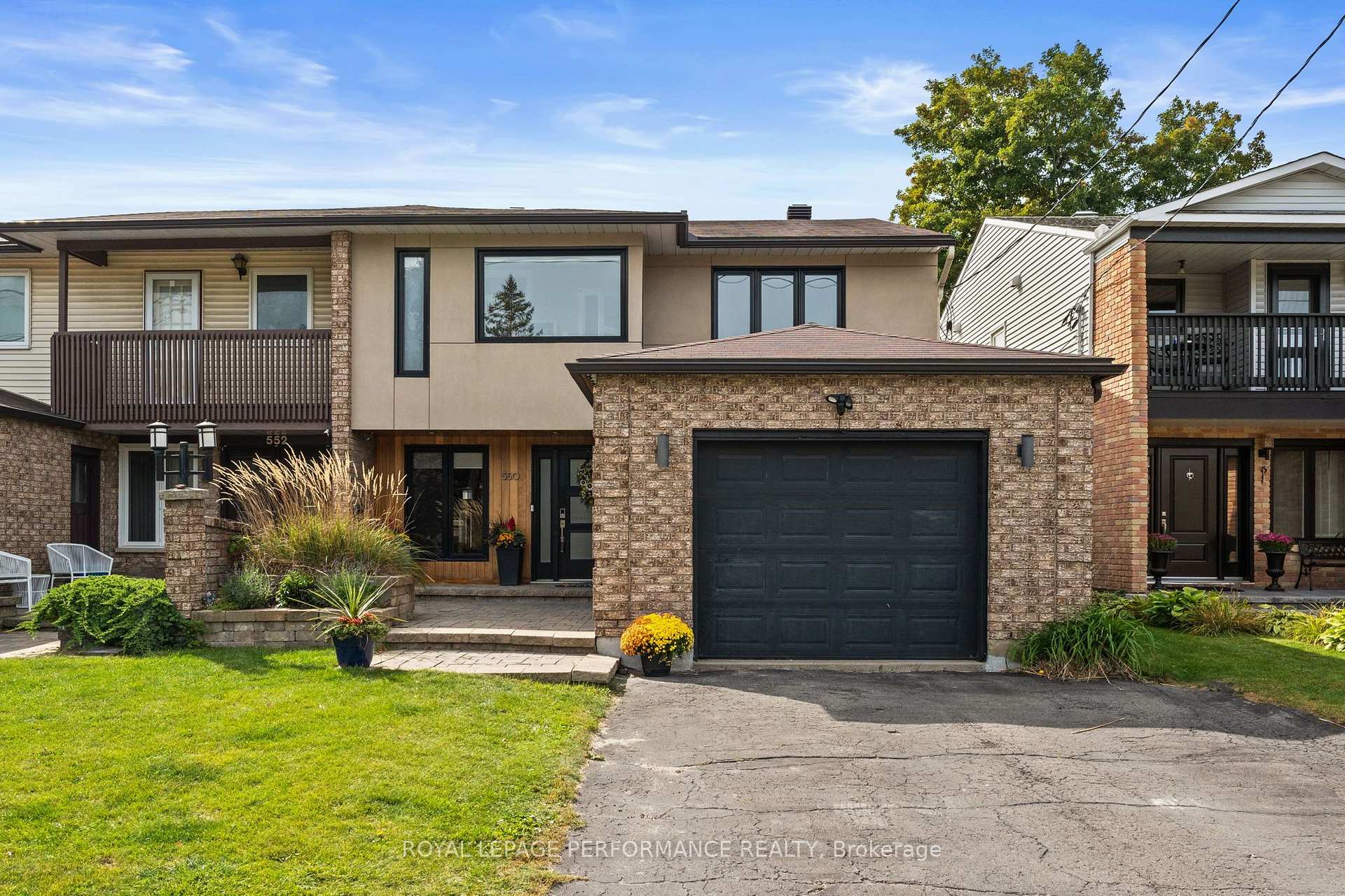 Photo 1 of 550 Foxview Place, Ottawa, CFB Rockcliffe and Area — HOMEH