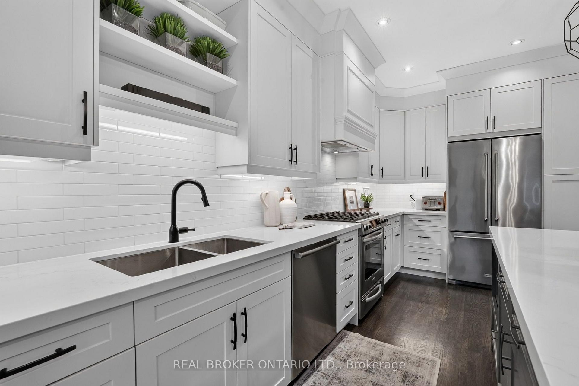Photo 14 of 2243 Woodcrest Drive, Oakville, Westmount — HOMEH