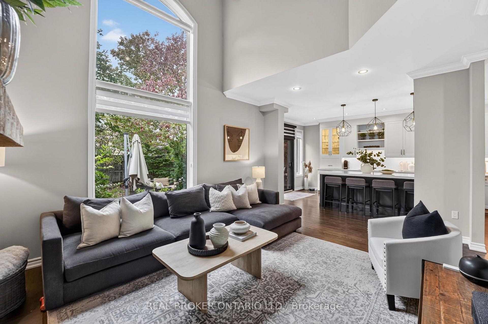 Photo 20 of 2243 Woodcrest Drive, Oakville, Westmount — HOMEH