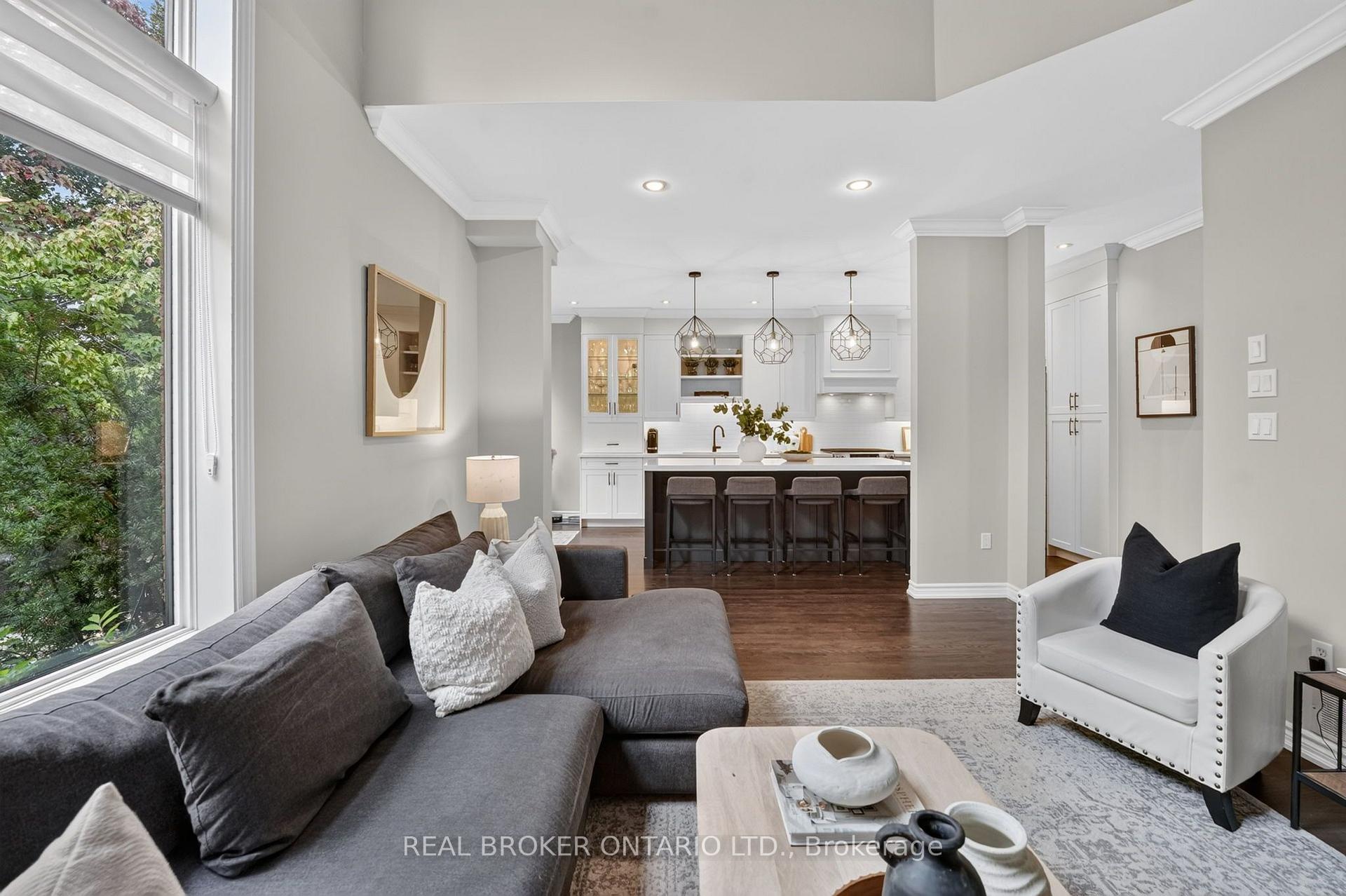 Photo 21 of 2243 Woodcrest Drive, Oakville, Westmount — HOMEH