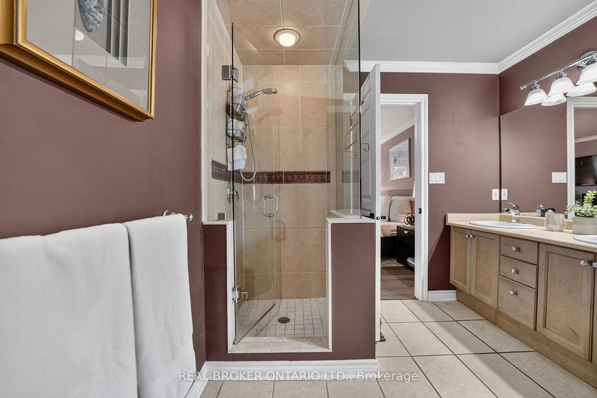 Photo 30 of 2243 Woodcrest Drive, Oakville, Westmount — HOMEH