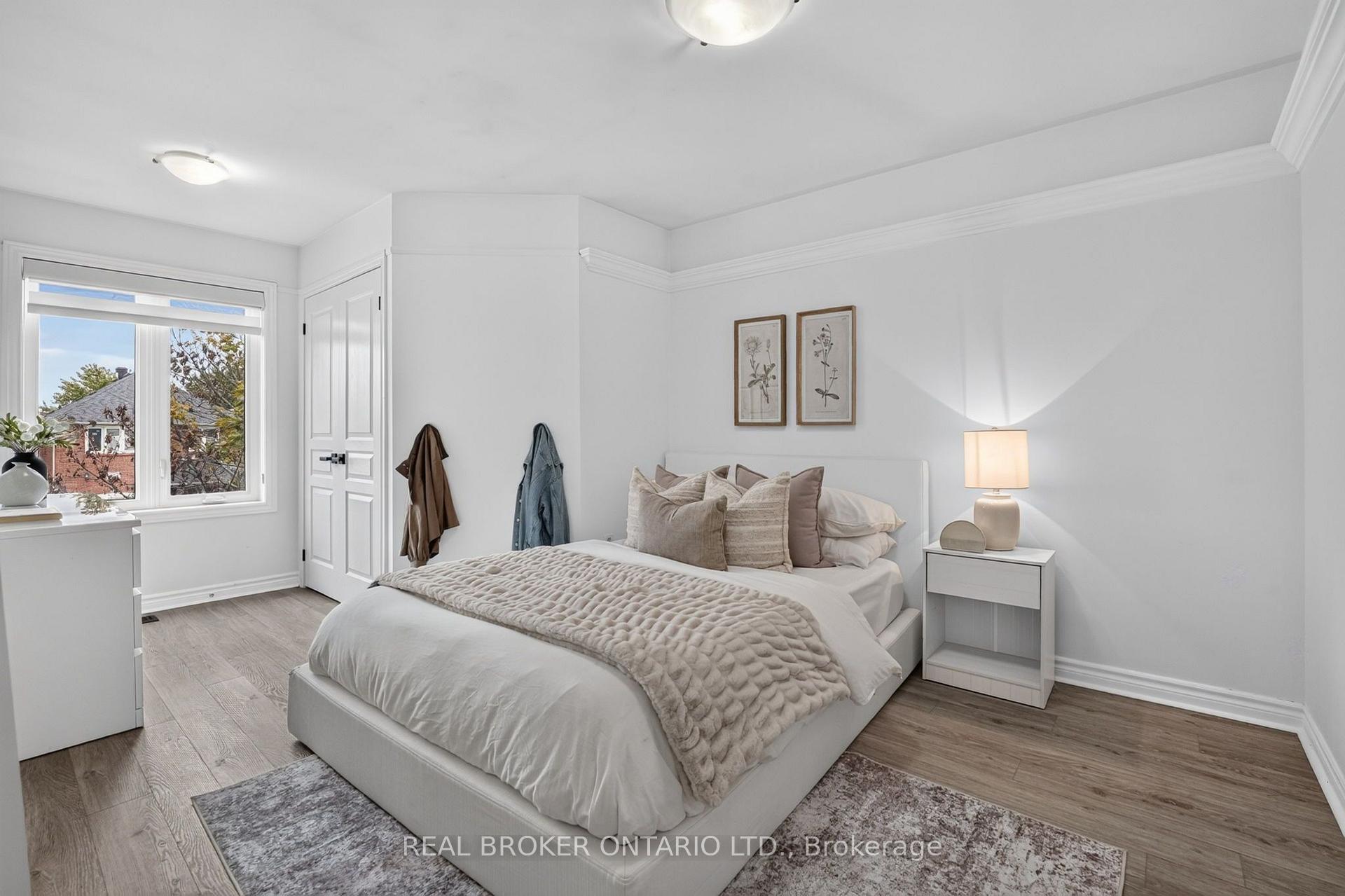 Photo 31 of 2243 Woodcrest Drive, Oakville, Westmount — HOMEH