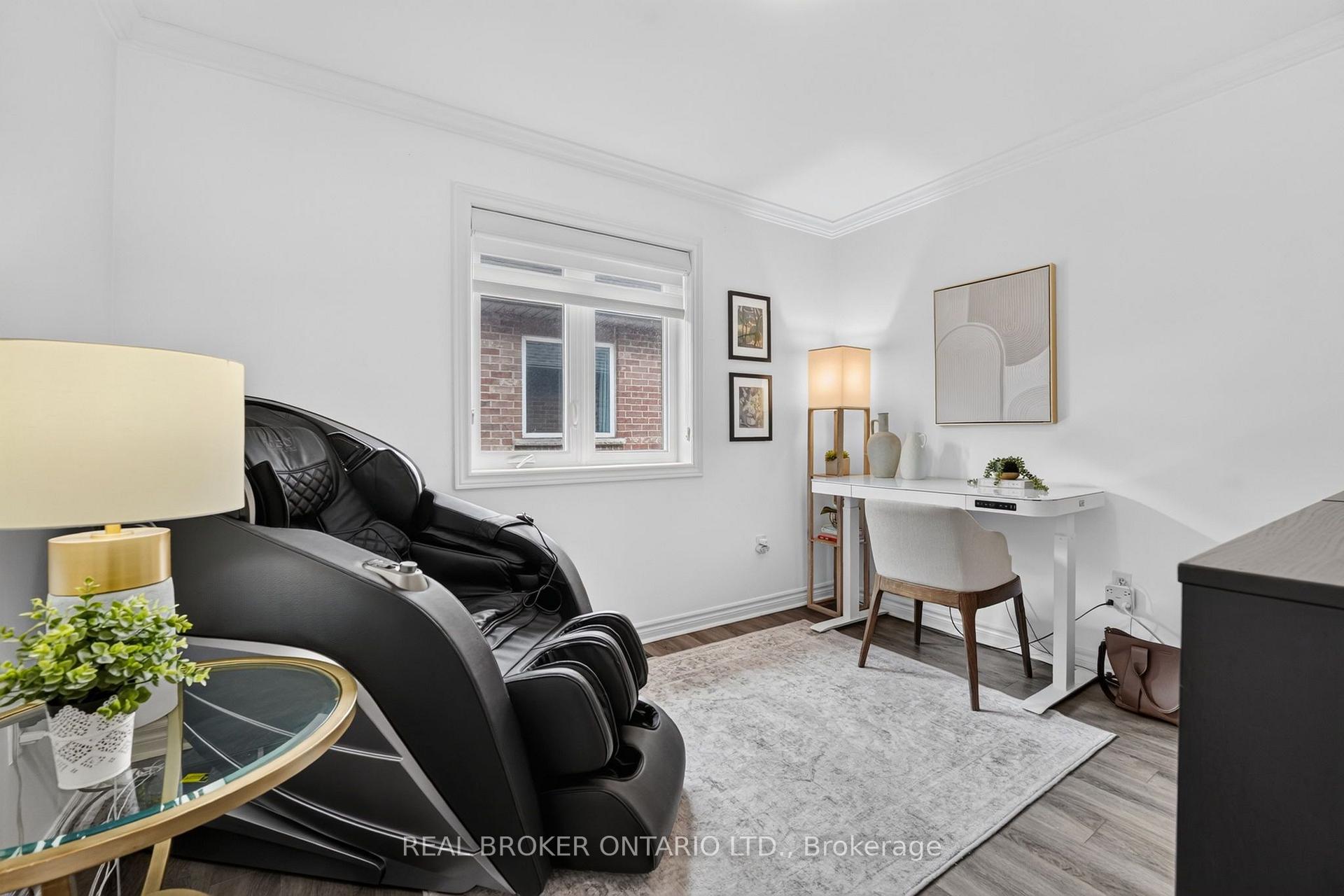 Photo 33 of 2243 Woodcrest Drive, Oakville, Westmount — HOMEH
