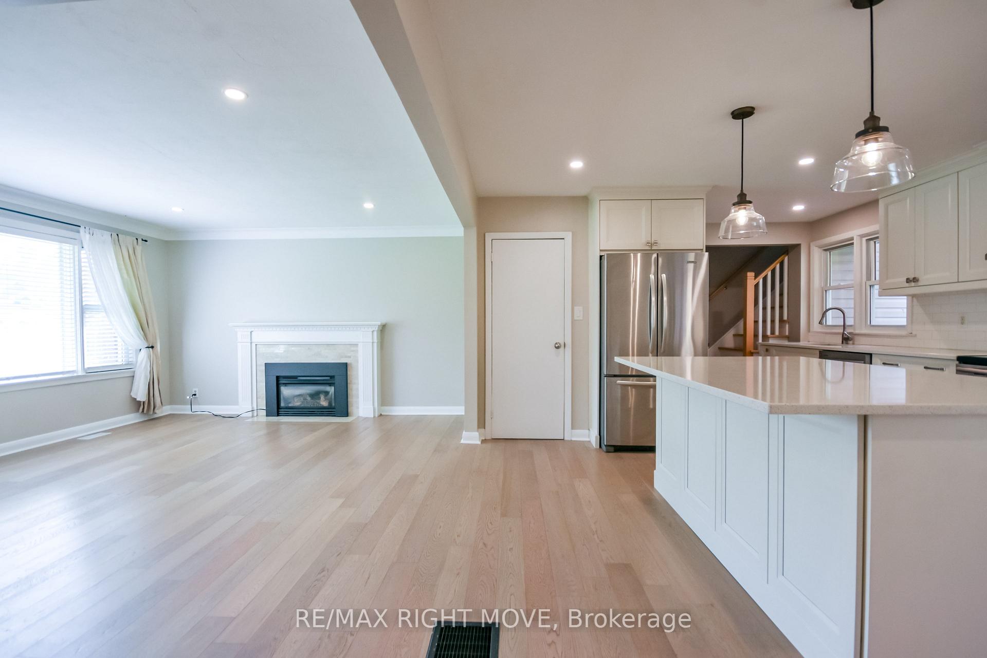Photo 13 of 10 Letitia Street, Barrie, Sunnidale — HOMEH