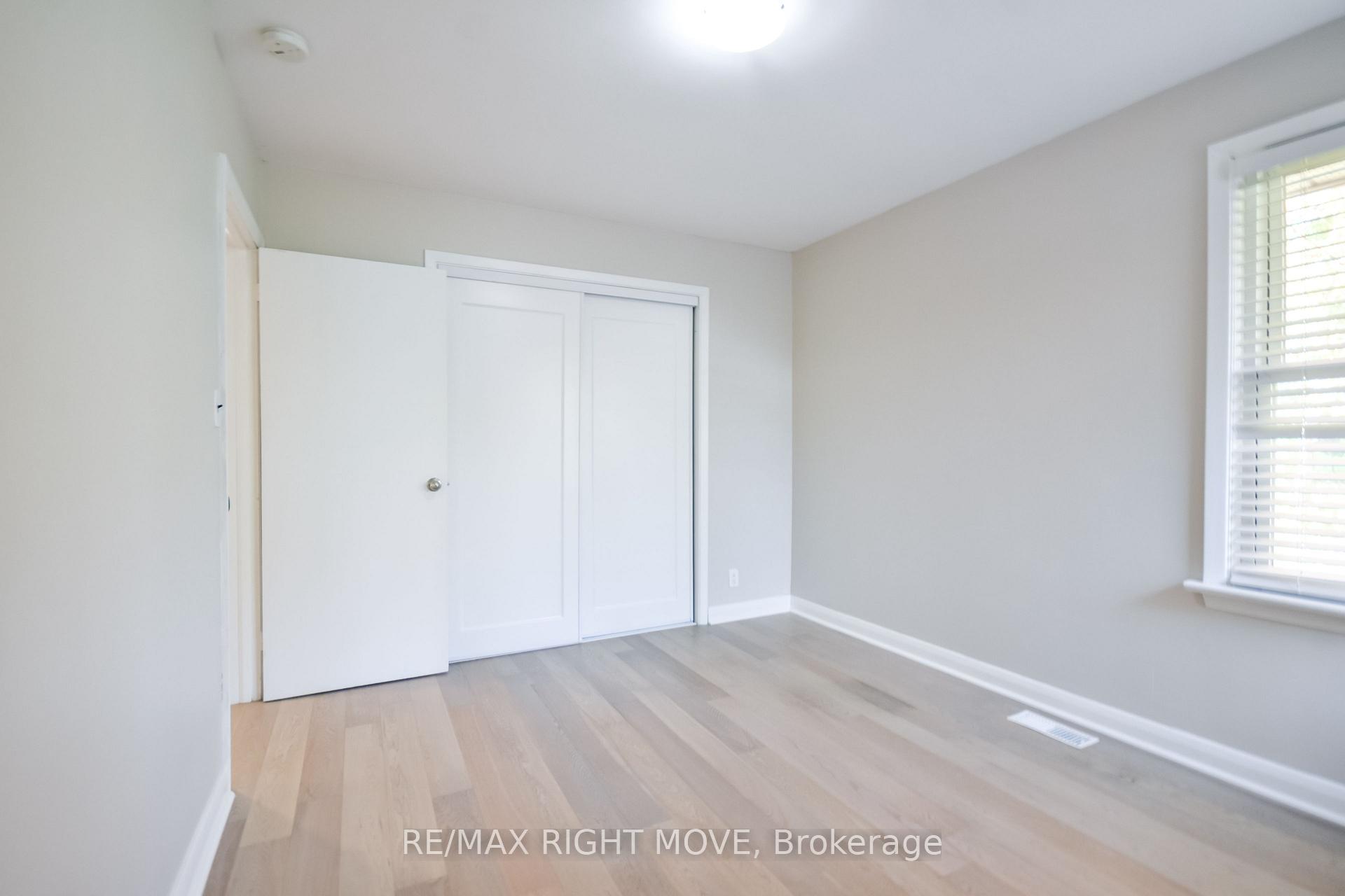 Photo 16 of 10 Letitia Street, Barrie, Sunnidale — HOMEH