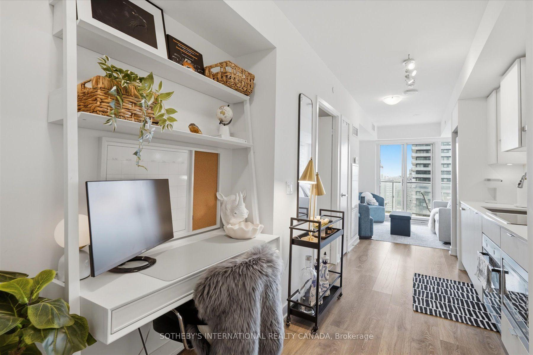 Photo 2 of Unit 2307, 195 Redpath Avenue, Toronto, Mount Pleasant West — HOMEH