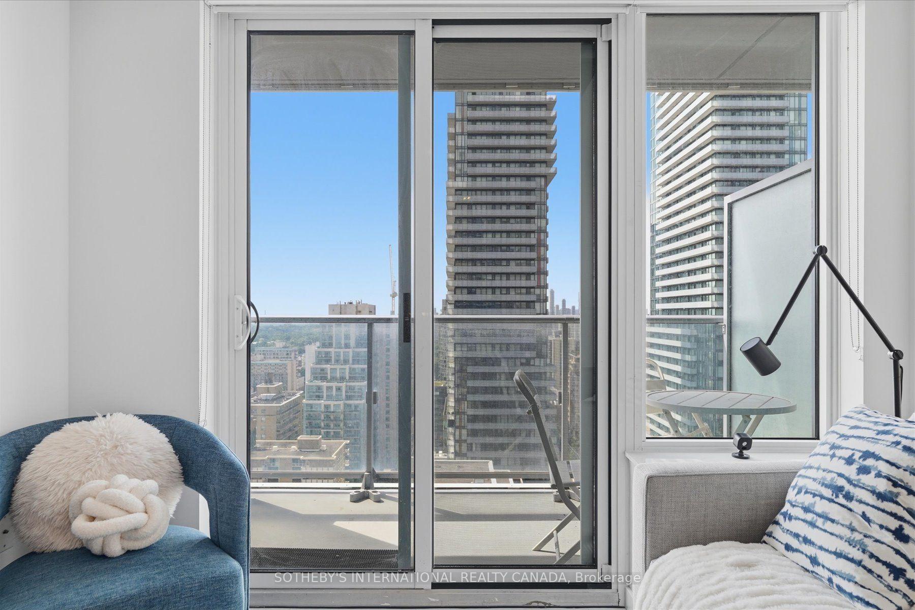 Photo 13 of Unit 2307, 195 Redpath Avenue, Toronto, Mount Pleasant West — HOMEH