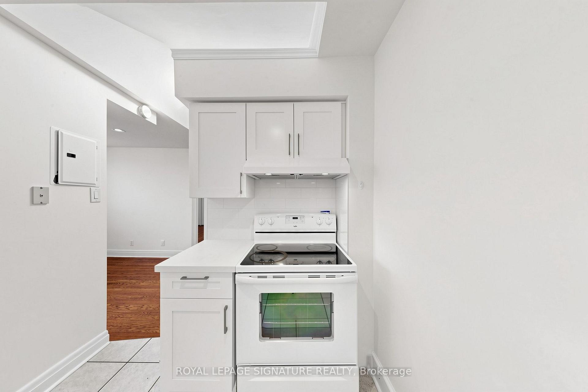 Photo 13 of Unit 2, 461 Eglinton Avenue E, Toronto, Mount Pleasant East — HOMEH