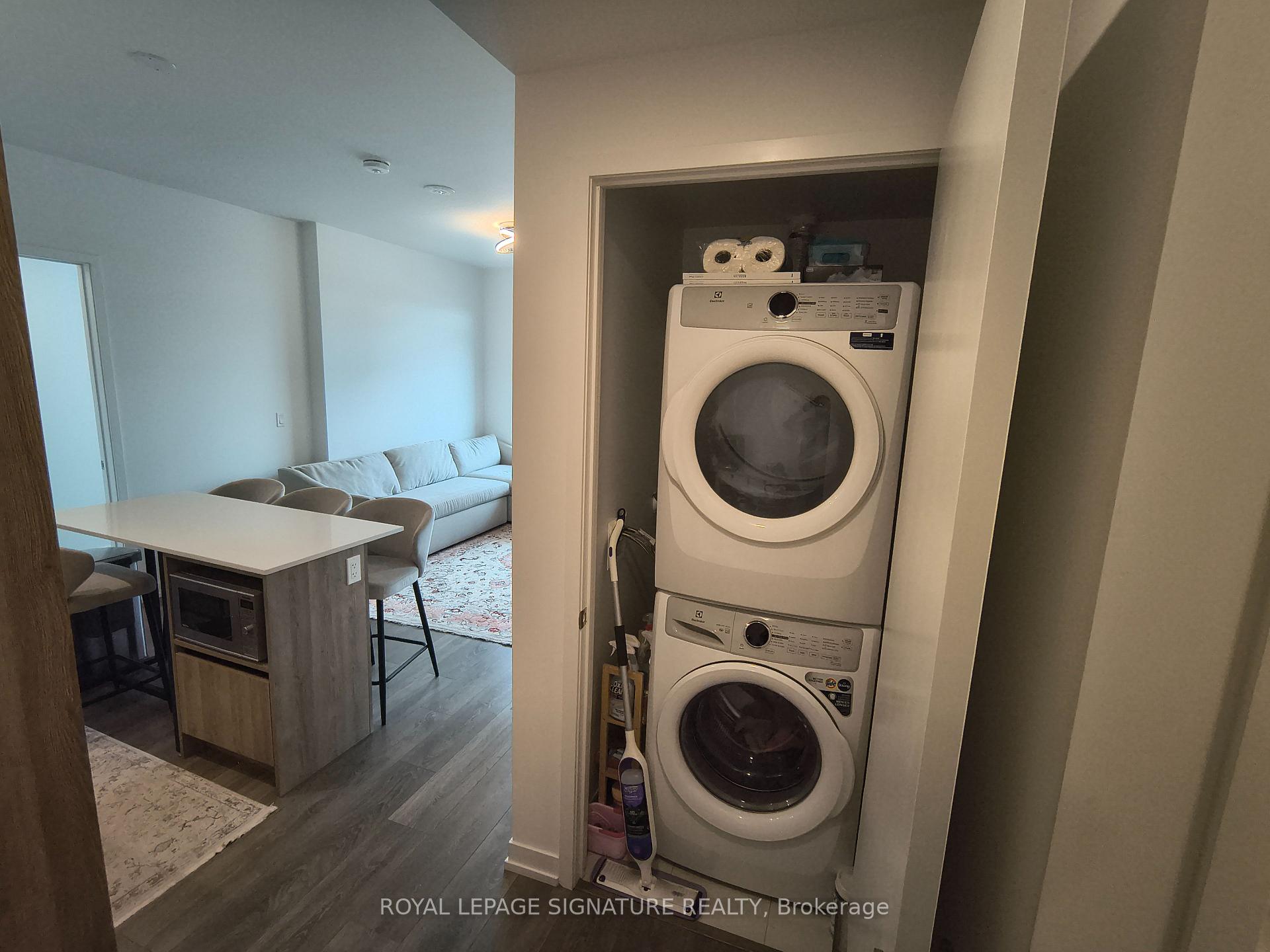 Photo 18 of Unit C701, 8 Beverley Glen Boulevard, Vaughan, Beverley Glen — HOMEH