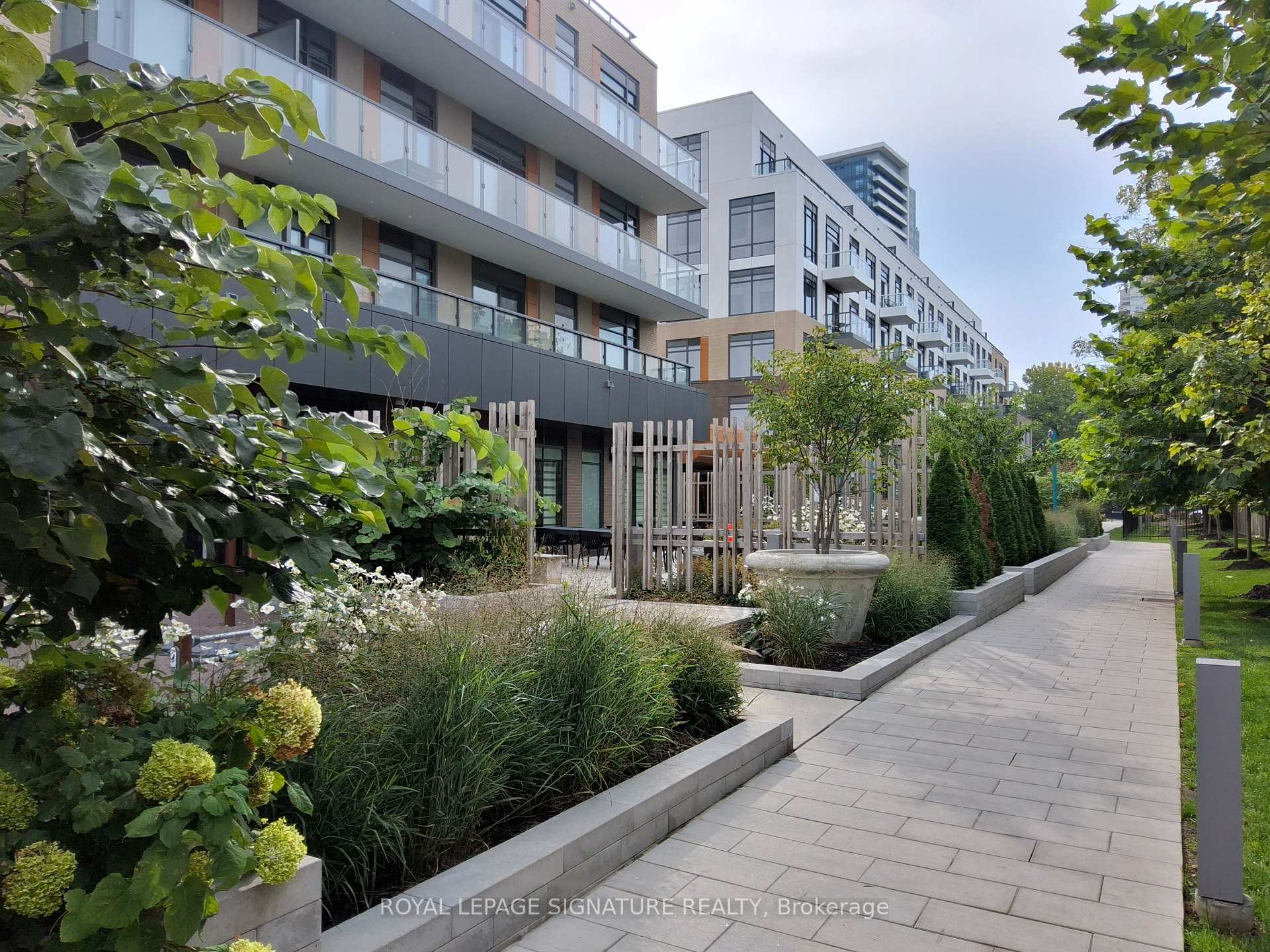 Photo 21 of Unit C701, 8 Beverley Glen Boulevard, Vaughan, Beverley Glen — HOMEH