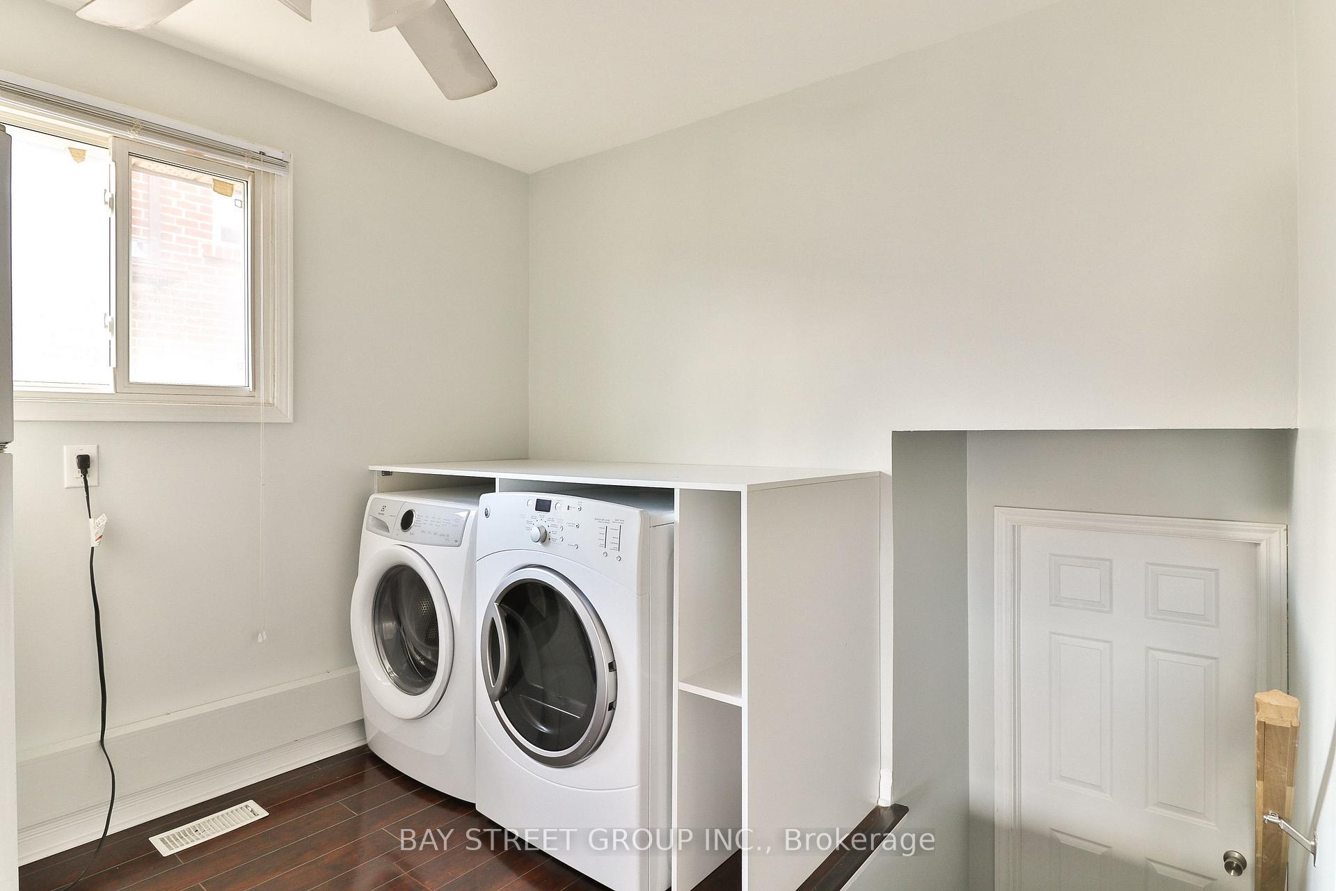Photo 6 of Unit Upper Unit, 489 Fergo Avenue, Mississauga, Cooksville — HOMEH