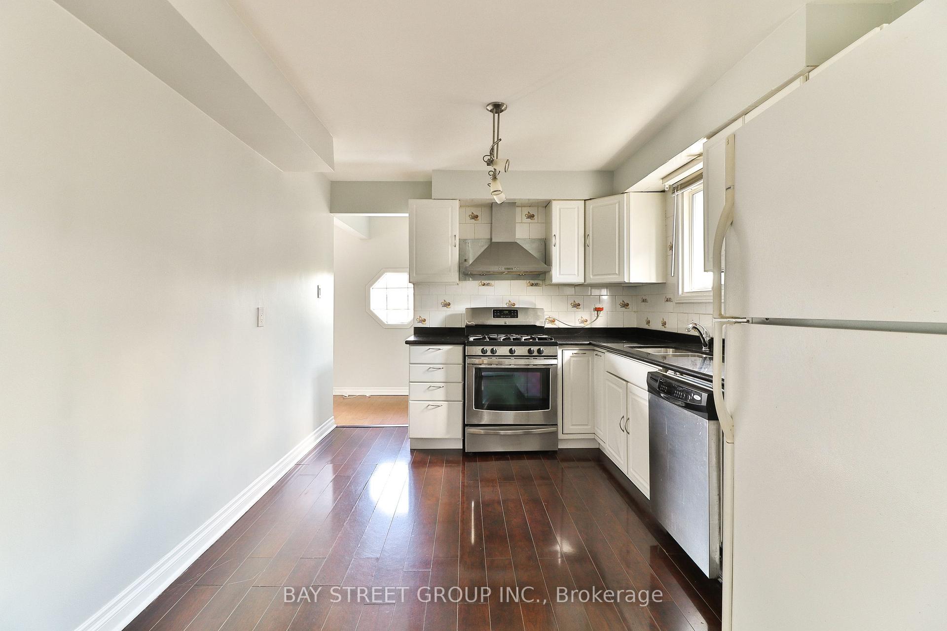 Photo 7 of Unit Upper Unit, 489 Fergo Avenue, Mississauga, Cooksville — HOMEH