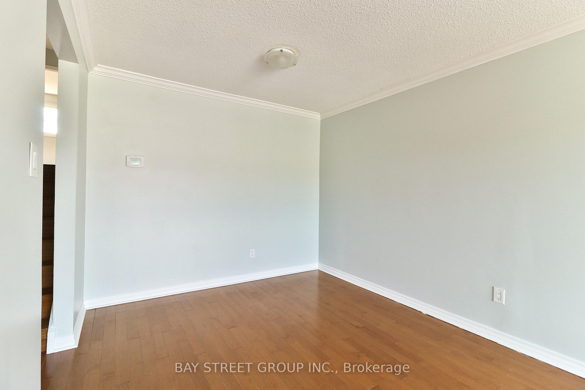 Photo 10 of Unit Upper Unit, 489 Fergo Avenue, Mississauga, Cooksville — HOMEH