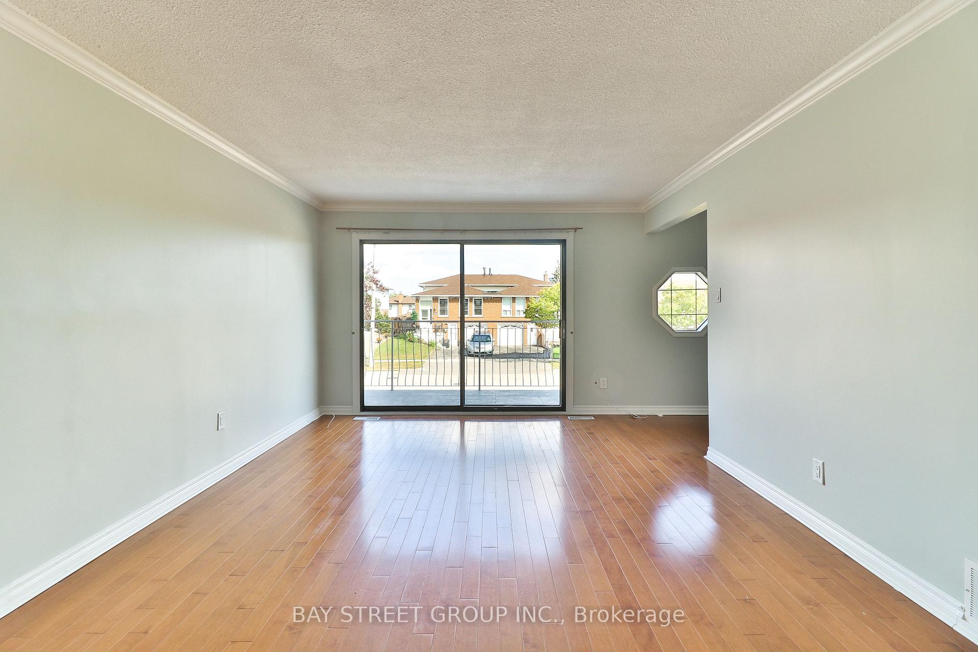 Photo 11 of Unit Upper Unit, 489 Fergo Avenue, Mississauga, Cooksville — HOMEH