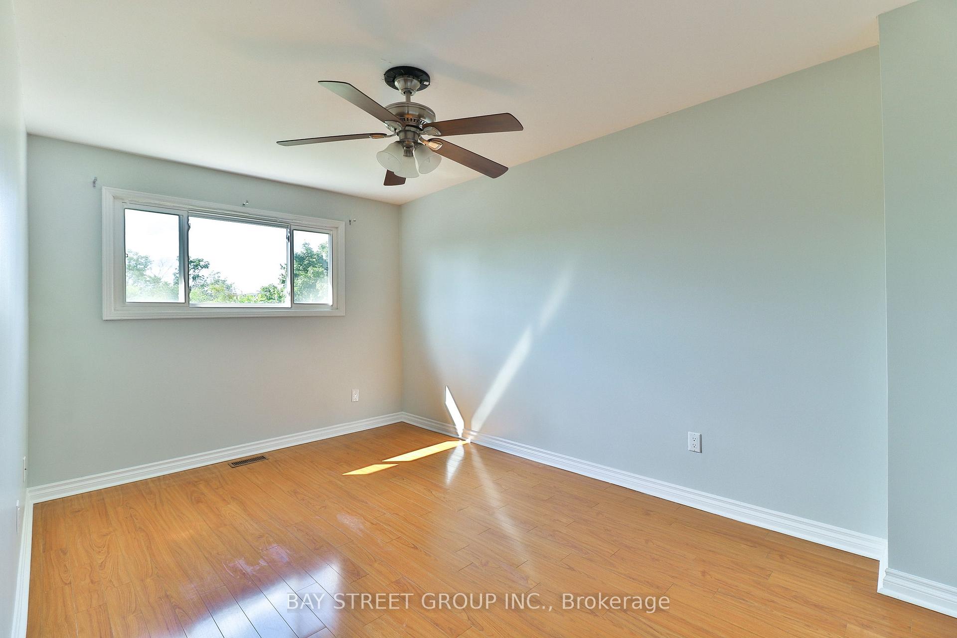 Photo 18 of Unit Upper Unit, 489 Fergo Avenue, Mississauga, Cooksville — HOMEH