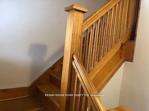 Photo 6 of 115 Agnes Street, Oshawa, O'Neill — HOMEH